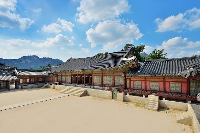 Gyeongbokgung Palace Gangnyeongjeon Pavilion View
